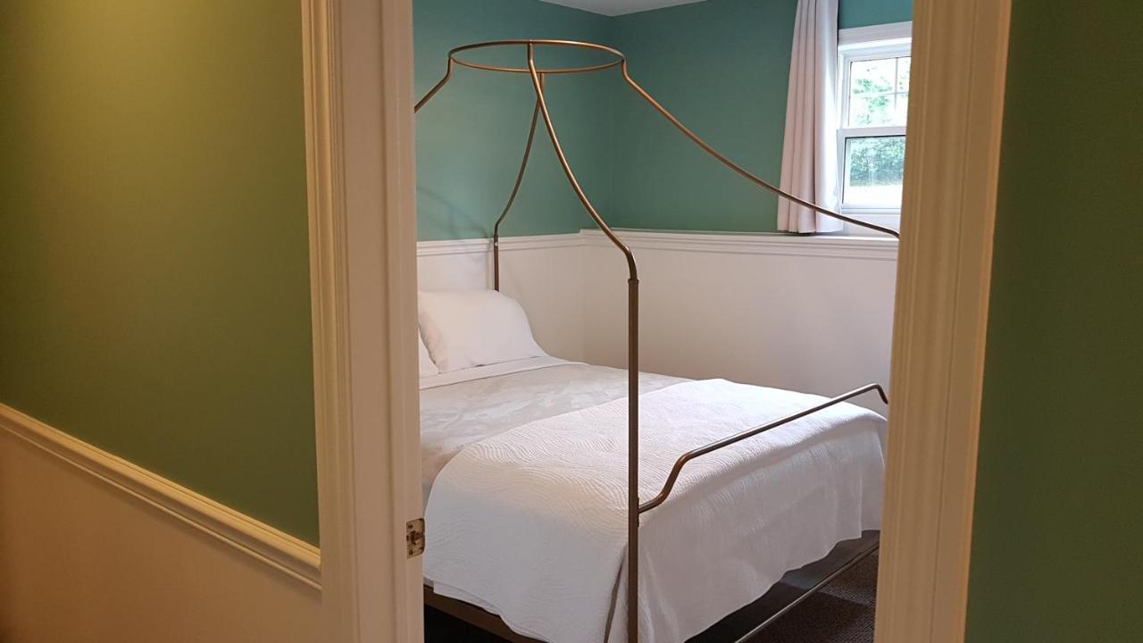 Dove House Bed & Breakfast Harbourside Норт Сидни Екстериор снимка