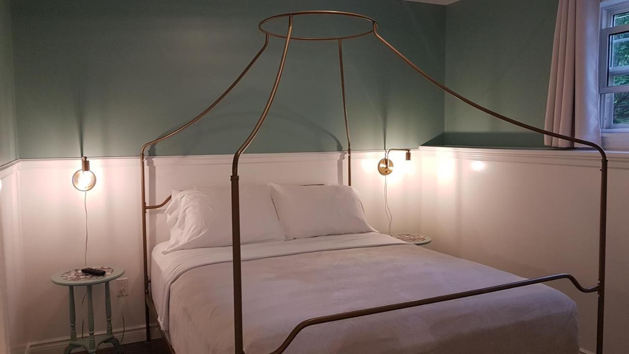 Dove House Bed & Breakfast Harbourside Норт Сидни Екстериор снимка