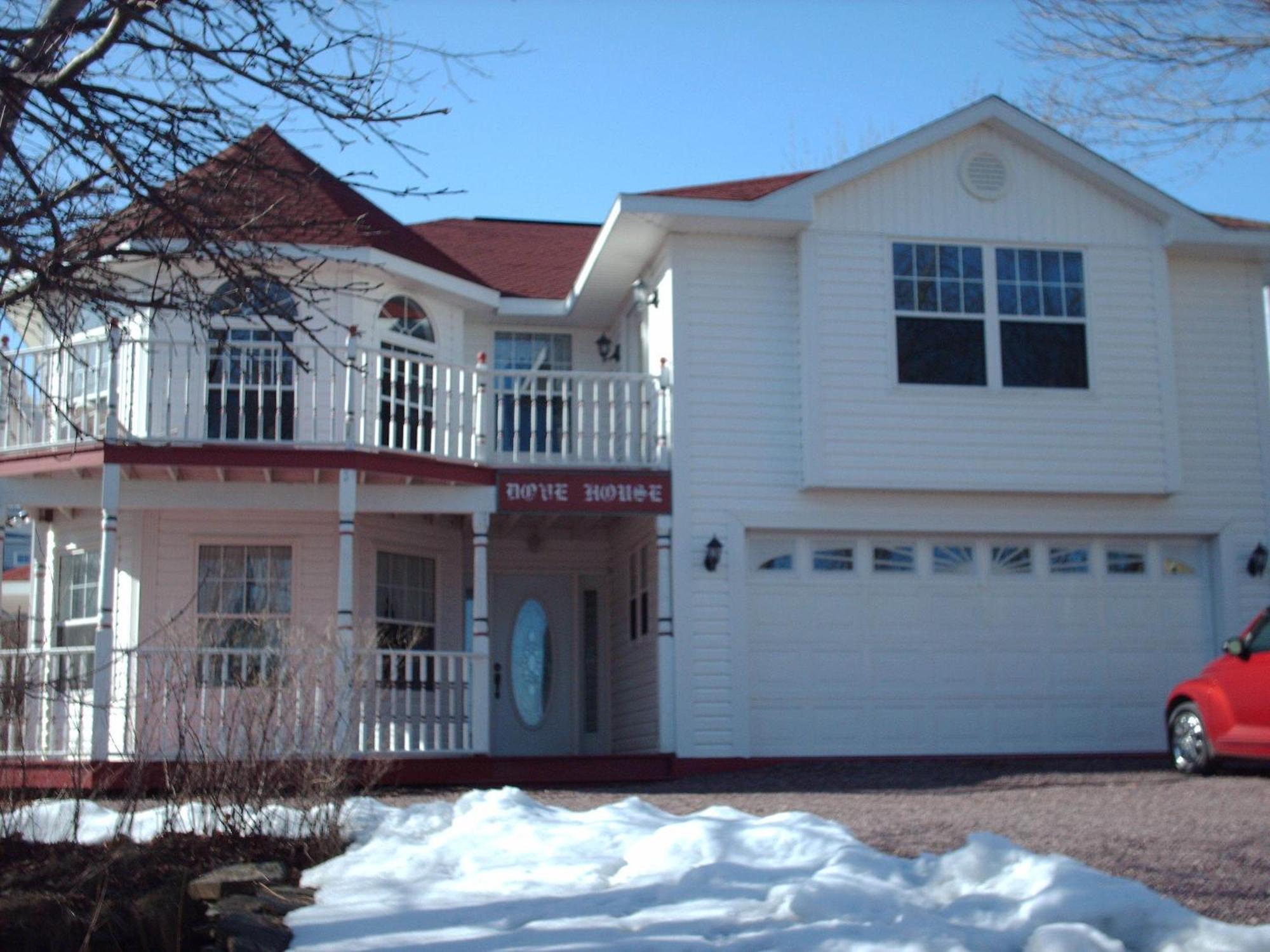 Dove House Bed & Breakfast Harbourside Норт Сидни Екстериор снимка