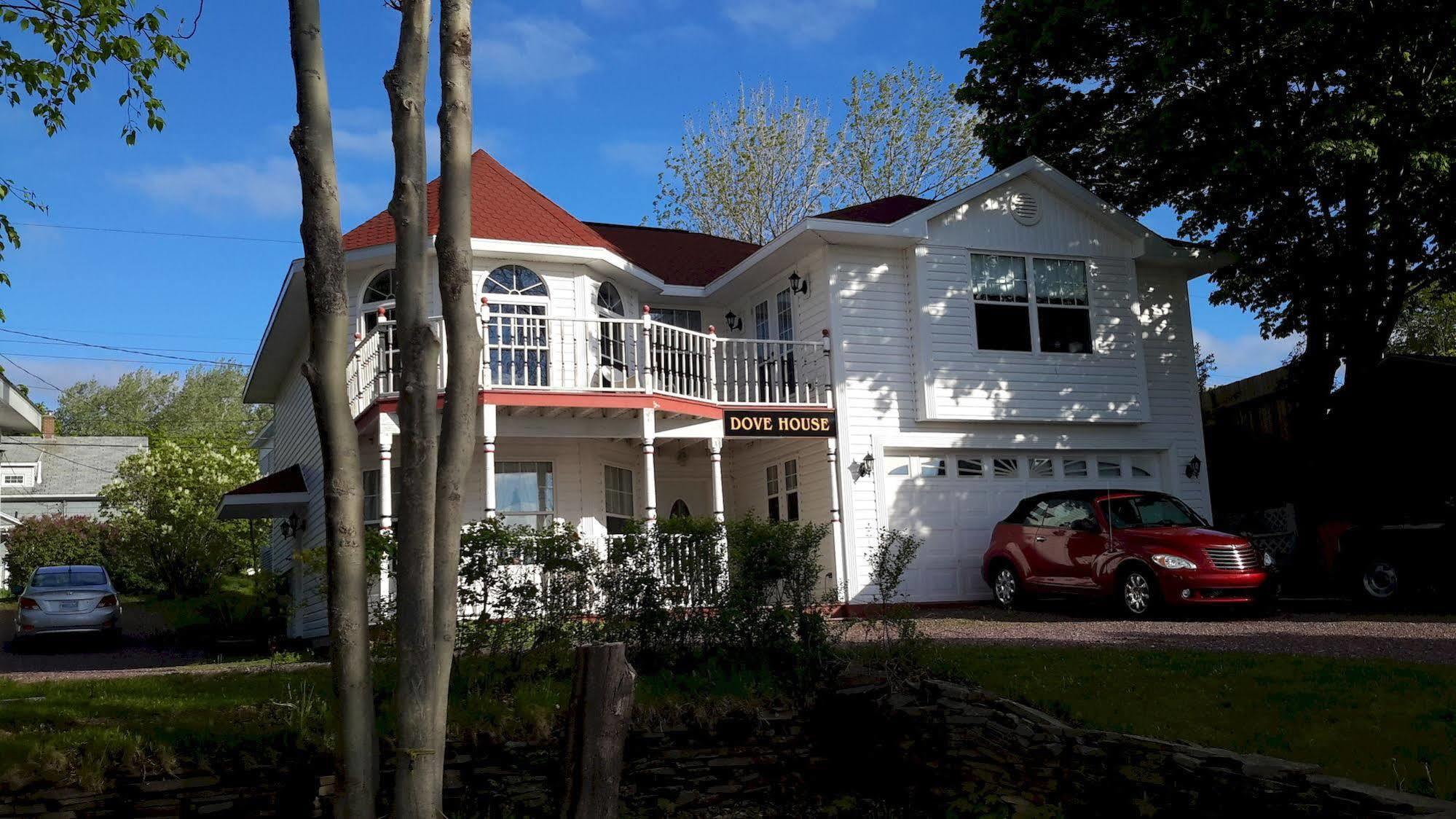 Dove House Bed & Breakfast Harbourside Норт Сидни Екстериор снимка